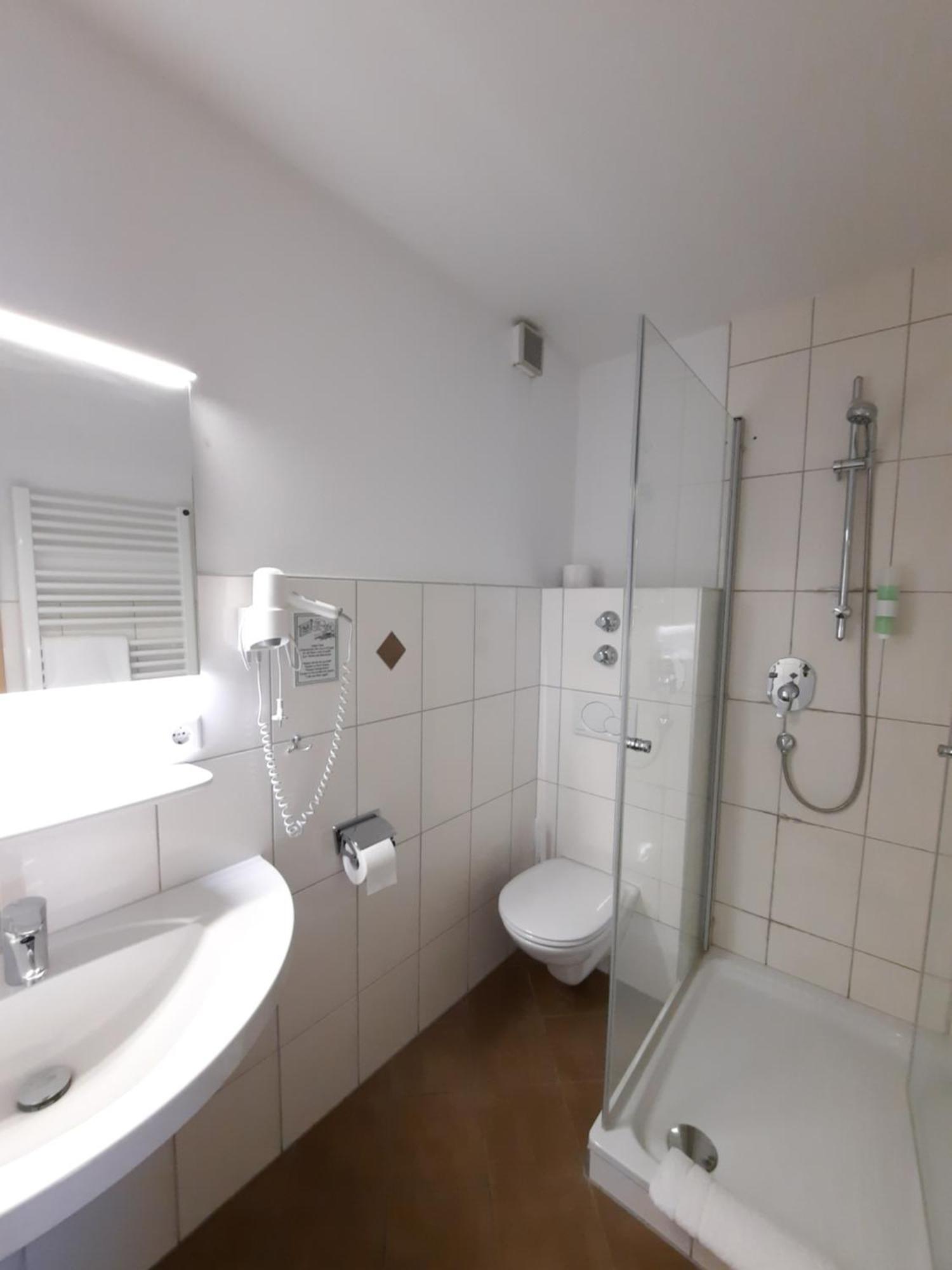 Pension Alter Wirt Энкеринг Экстерьер фото